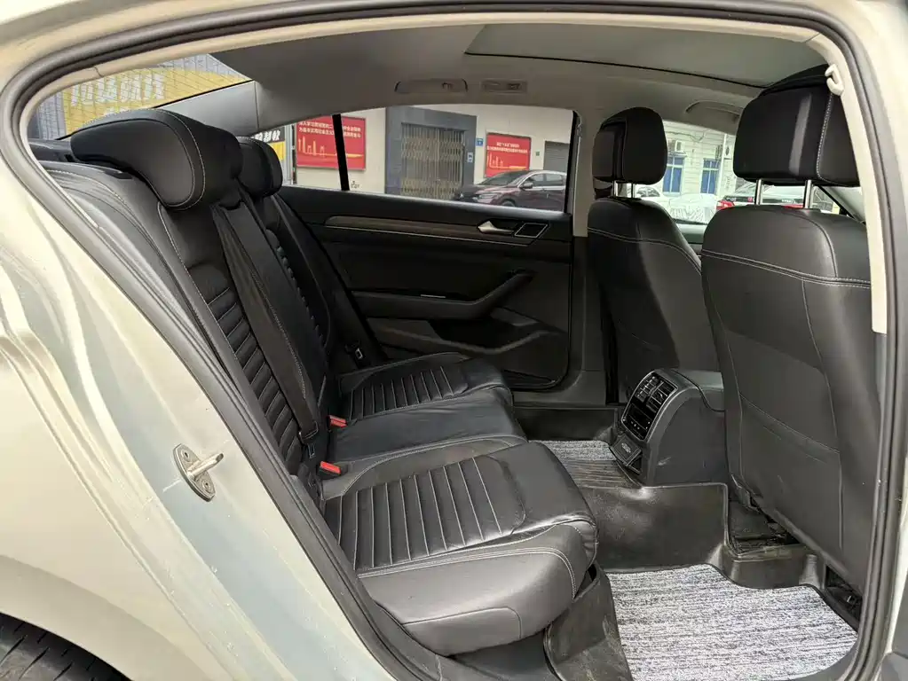 Volkswagen Magotan — миниатюра 10