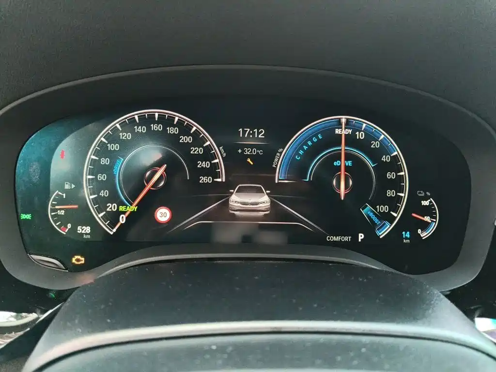 BMW 5 Series New Energy — миниатюра 4