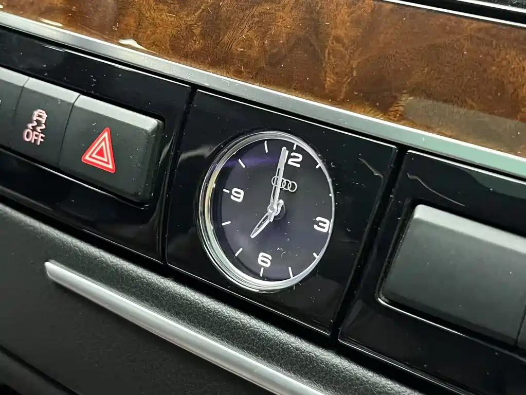 Audi A8 — миниатюра 20