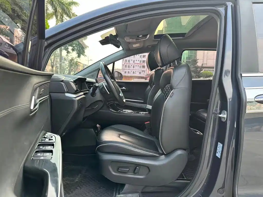 Hyundai Custo 2021 380TGDi Luxury LUX Premium