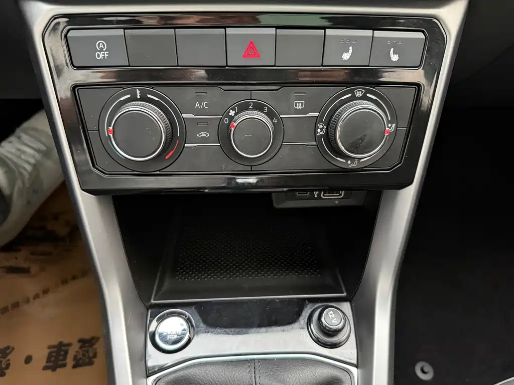 Volkswagen T-Cross — миниатюра 13