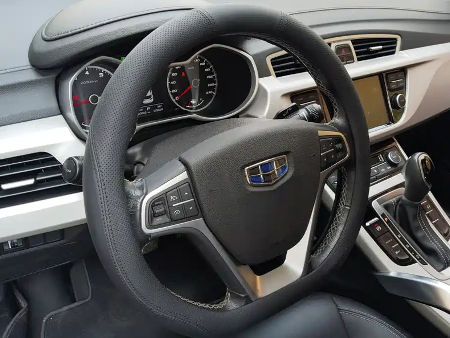 Geely Boyue — миниатюра 15
