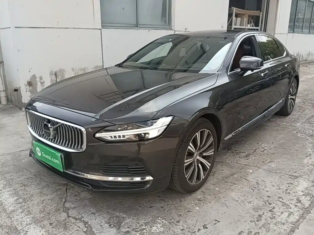 Volvo S90 PHEV