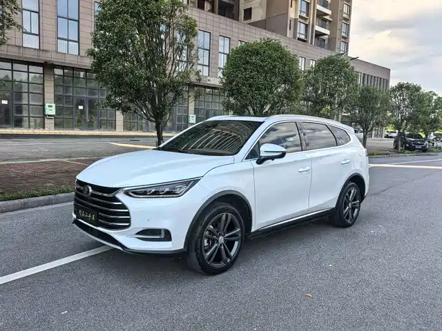 2021 BYD Tang