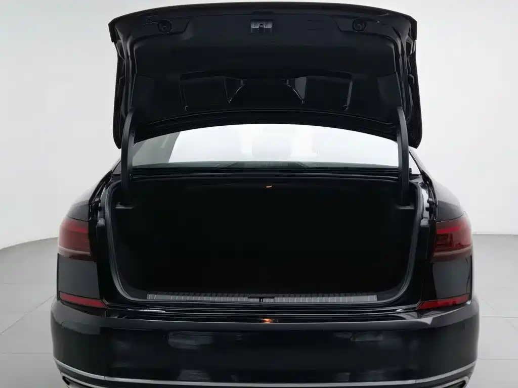 Volkswagen Passat PHEV — миниатюра 16