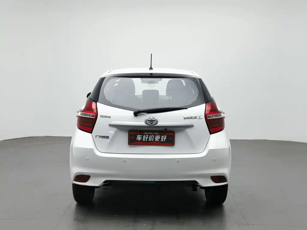Toyota Yaris L — миниатюра 4
