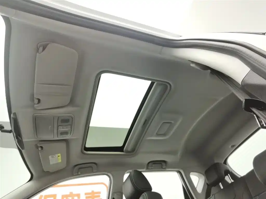 CHANGAN CHANGAN AUCHAN COSAI 5