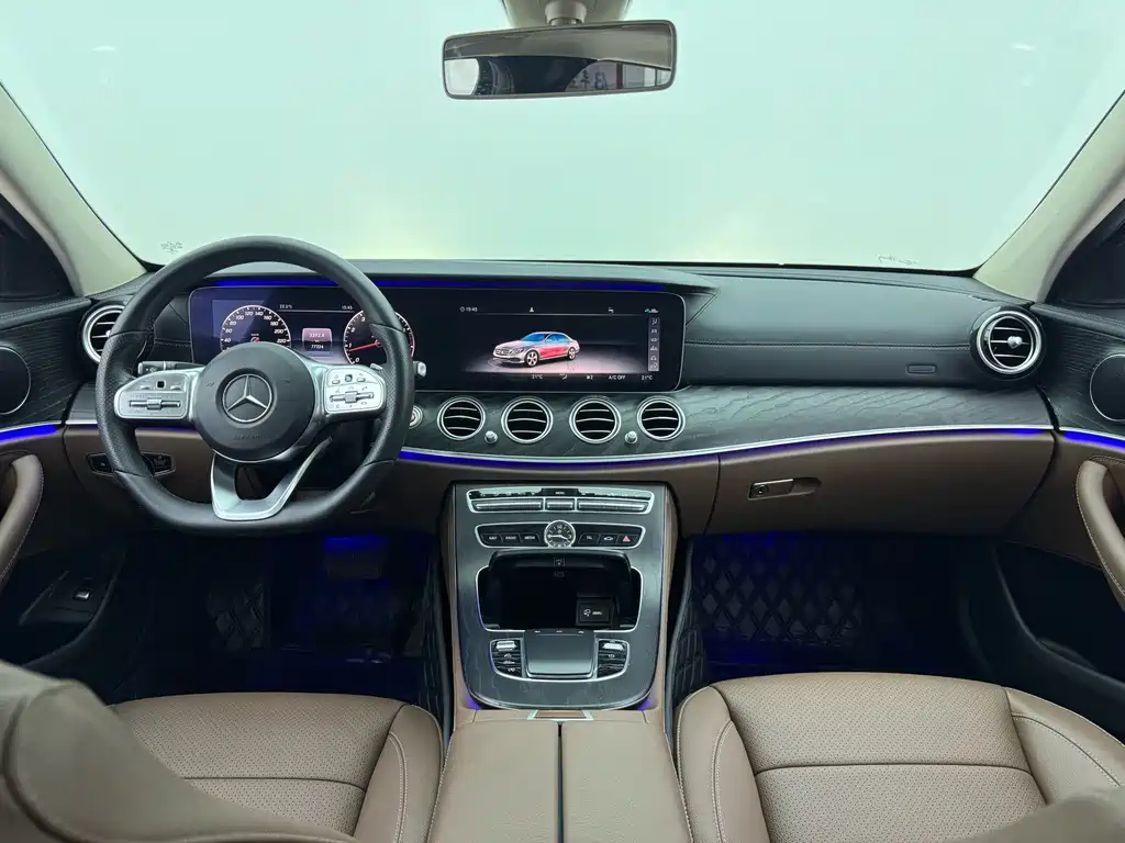 Mercedes-Benz E-Class — миниатюра 5