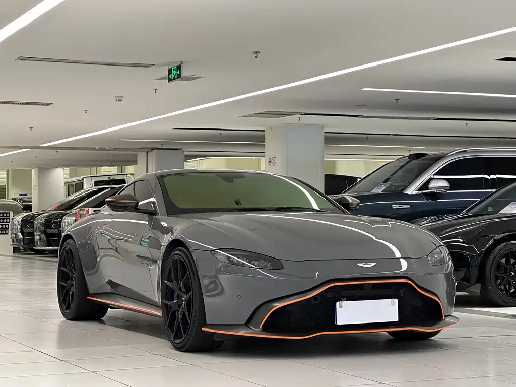 Aston Martin V8 Vantage — миниатюра 3