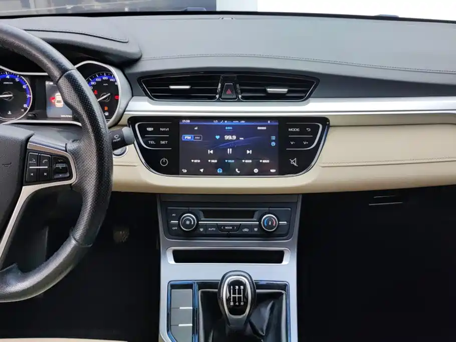 Geely Emgrand — миниатюра 13