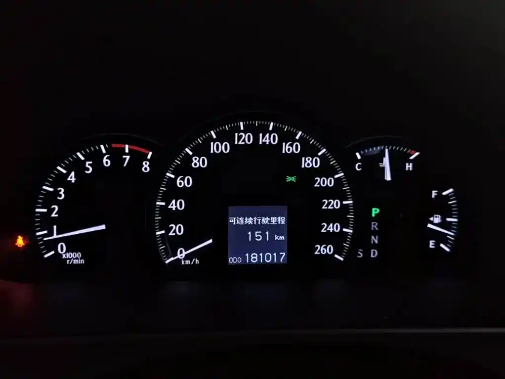 Toyota Crown — миниатюра 9