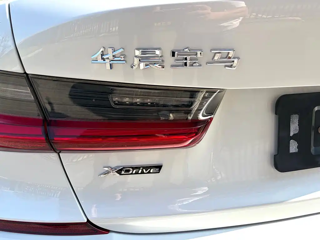 BMW 3 Series — миниатюра 8