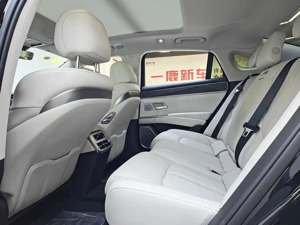 BYD Han L — миниатюра 8