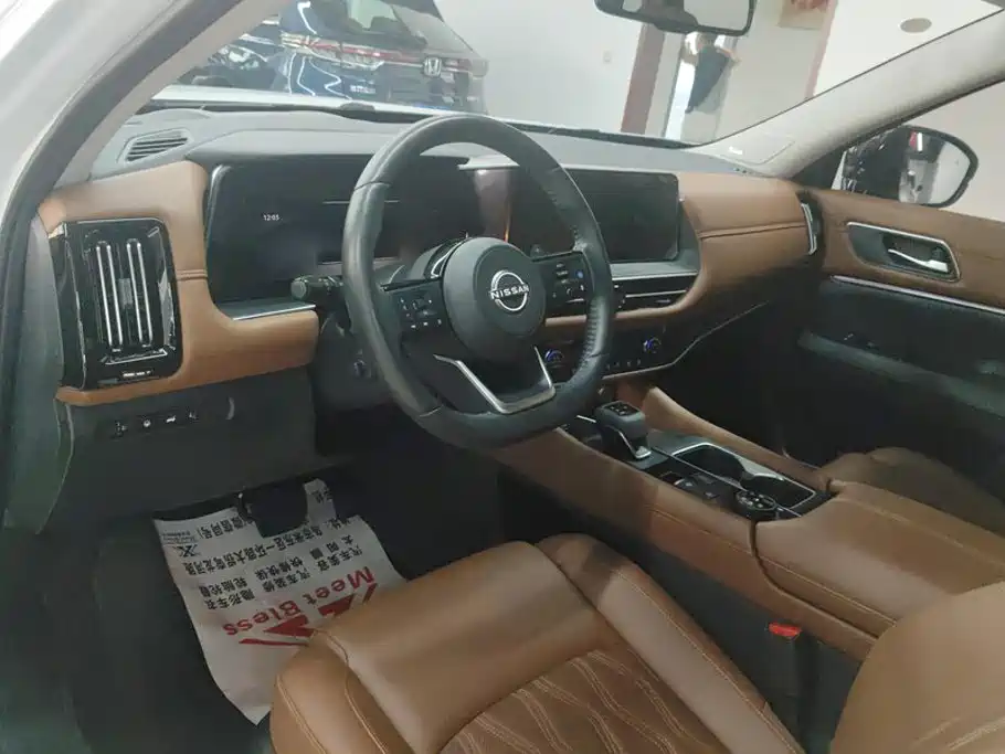 Nissan Teramont — миниатюра 12