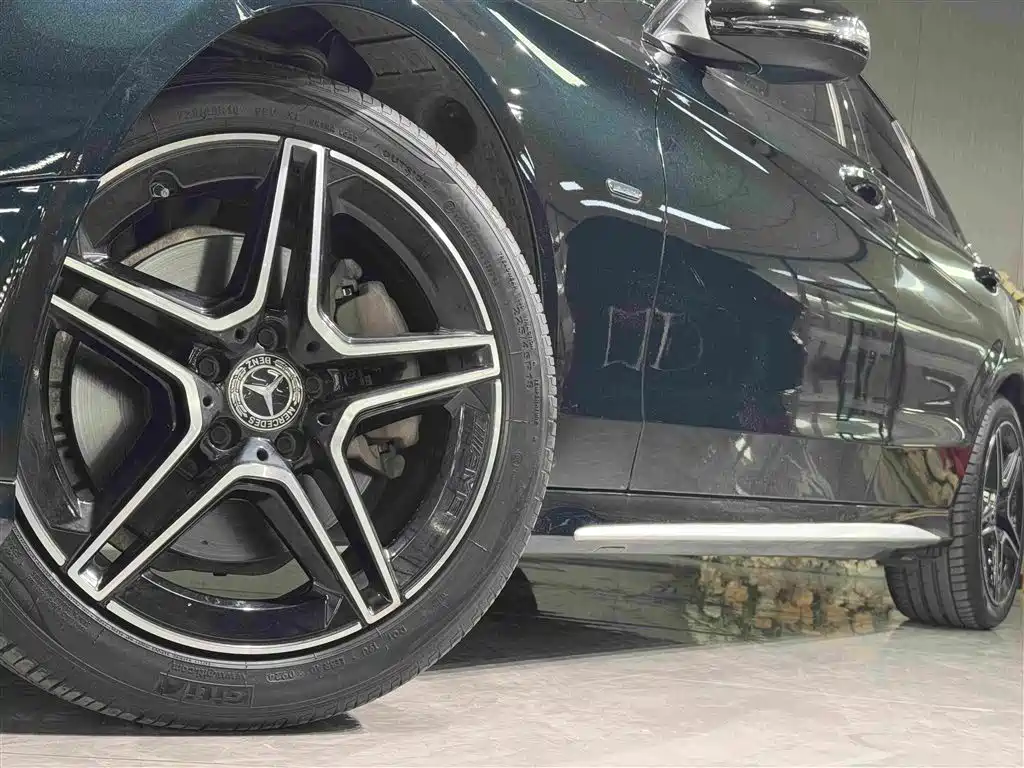 Mercedes-Benz C-Class — миниатюра 8