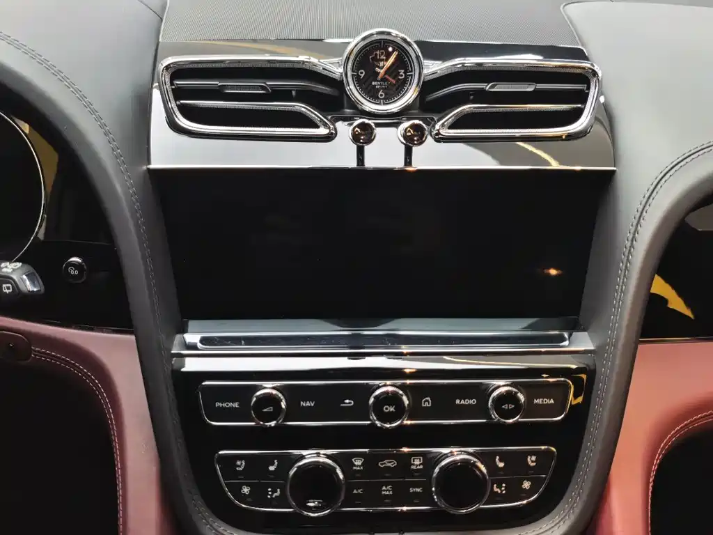 Bentley Bentayga — миниатюра 18