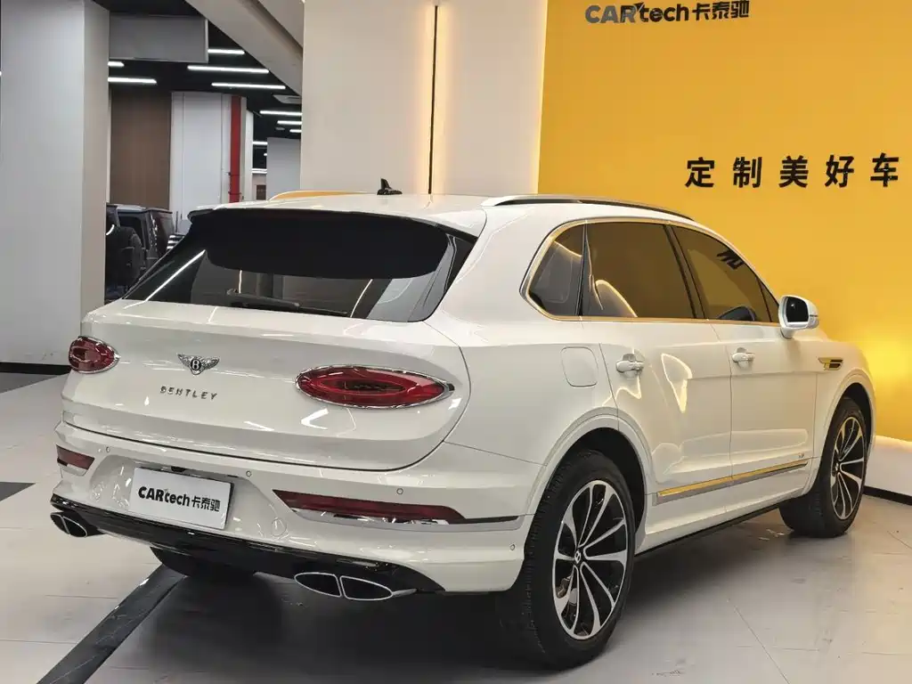 Bentley Bentayga — миниатюра 5