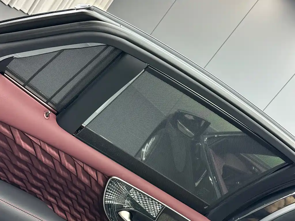 Lexus LS — миниатюра 26