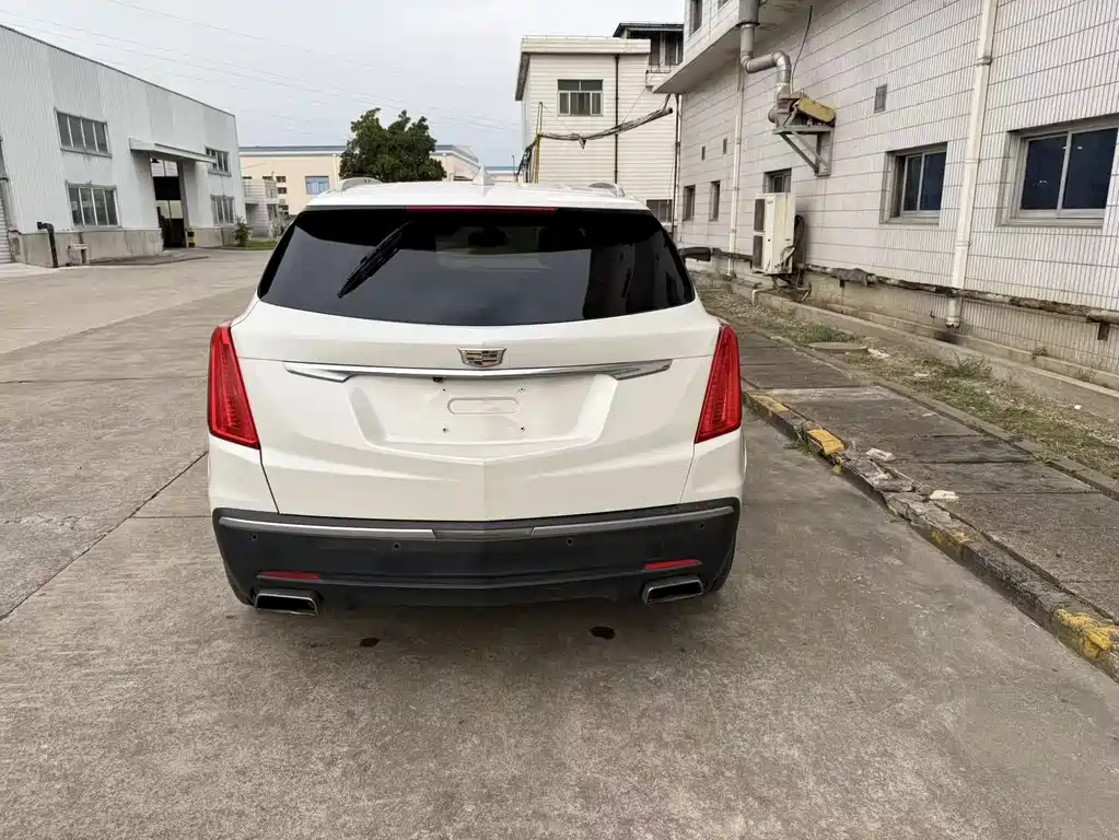 Cadillac XT5 — миниатюра 10