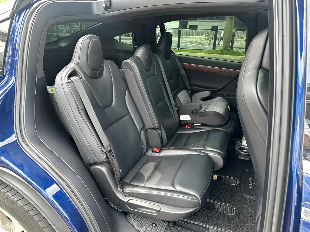 Tesla Model X — фотографии объявления, Фото 6