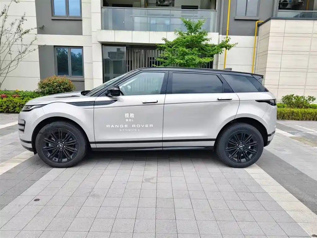 Land Rover Range Rover Evoque 2024 L SE