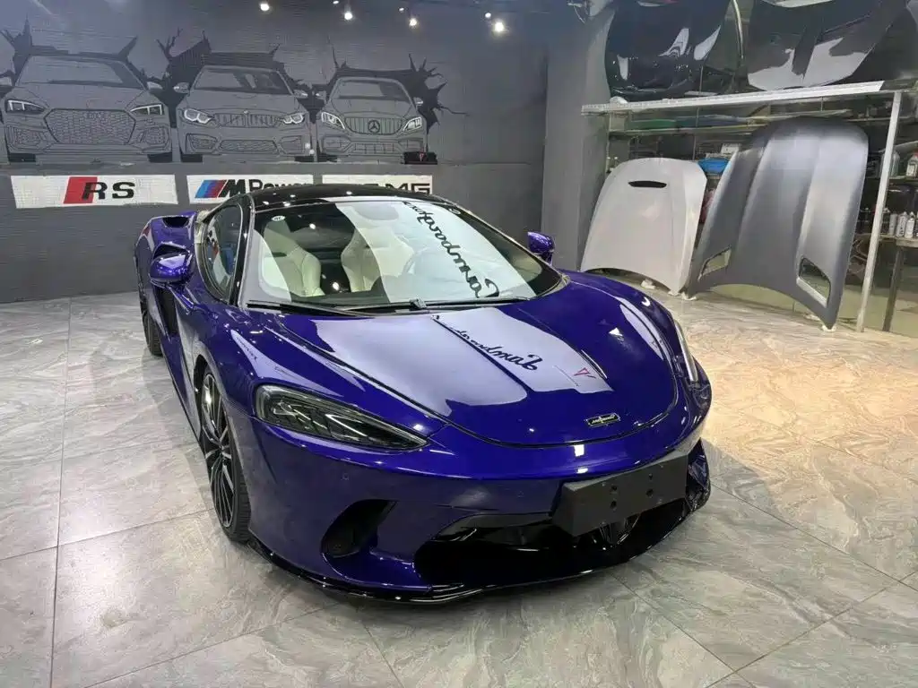 McLaren GT — миниатюра 2