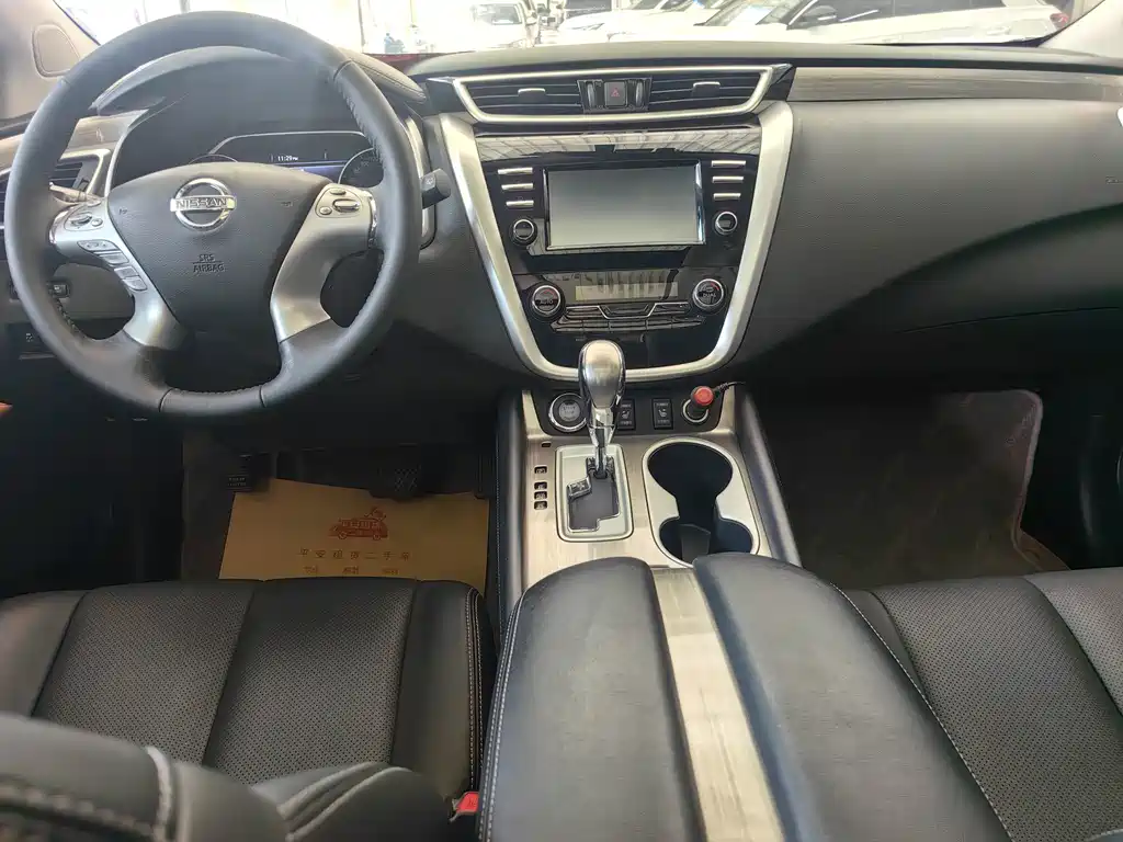 Nissan Murano — миниатюра 8