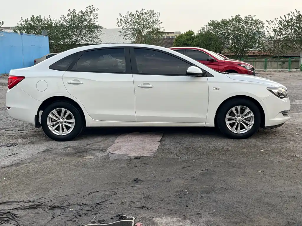 Buick Excelle 2016 15N AT