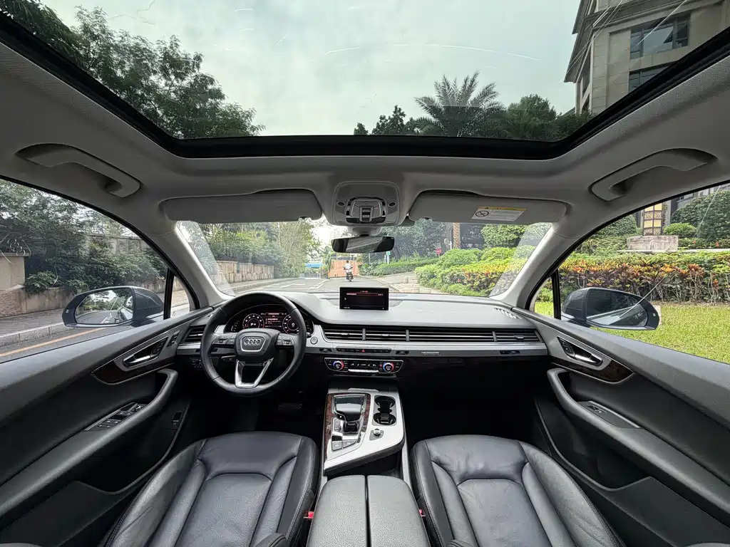 Audi Q7 — миниатюра 9