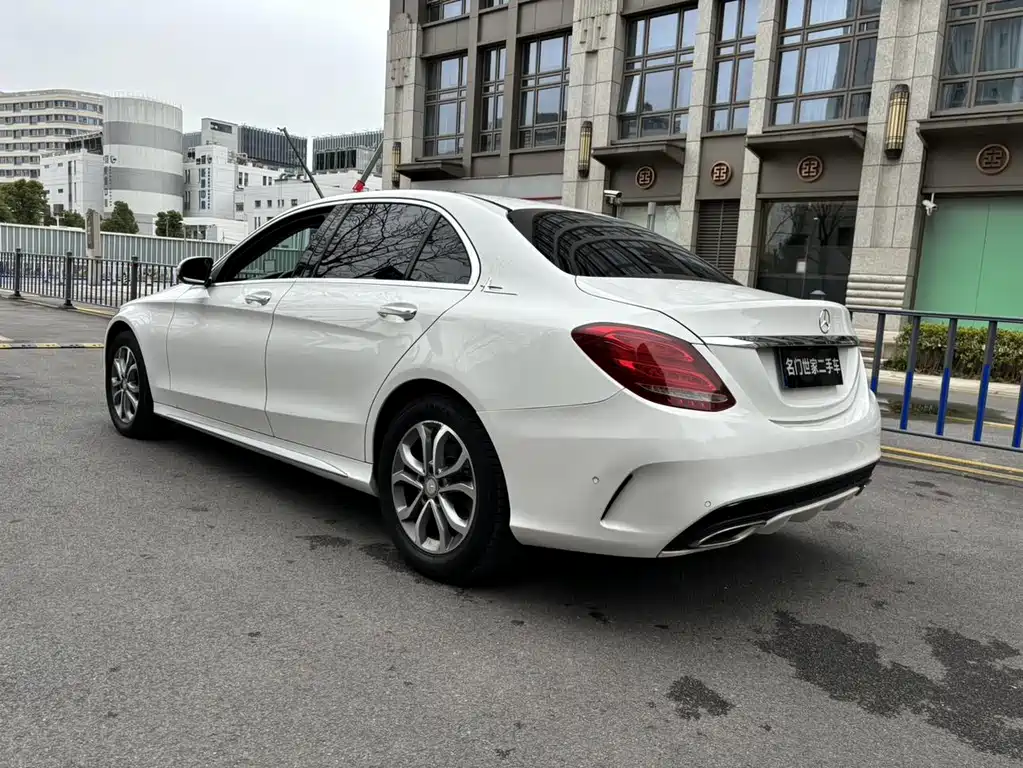 MERCEDES-BENZ C CLASS