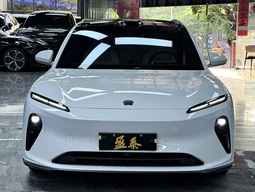 NIO ET5T — миниатюра 2