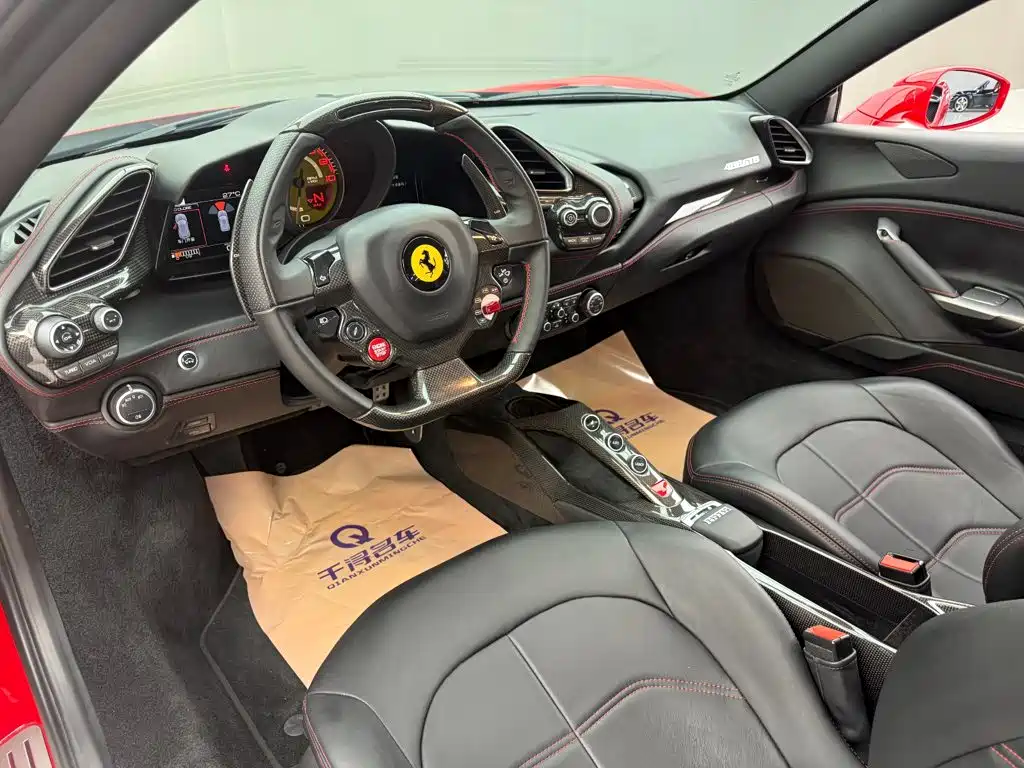 Ferrari 488 — миниатюра 4