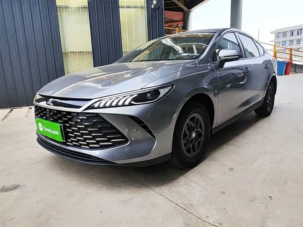BYD Qin Plus PLUS 2025 DM-i Smart Drive 128KM