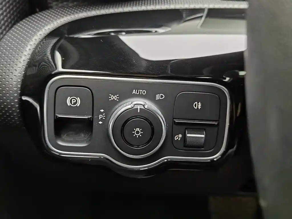 Mercedes-Benz A-Class — миниатюра 21