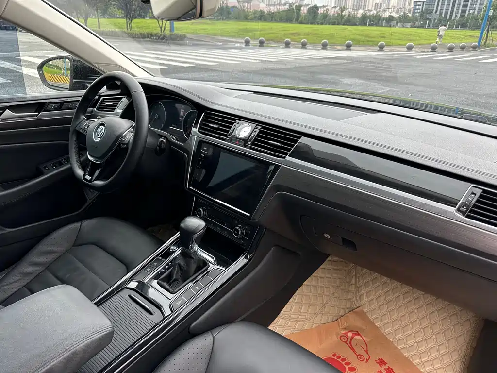 Volkswagen Phideon — фотографии объявления, Фото 18