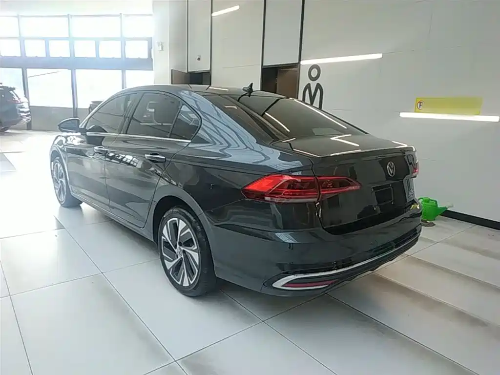 Volkswagen Bora 2024 200TSI DSG PRO
