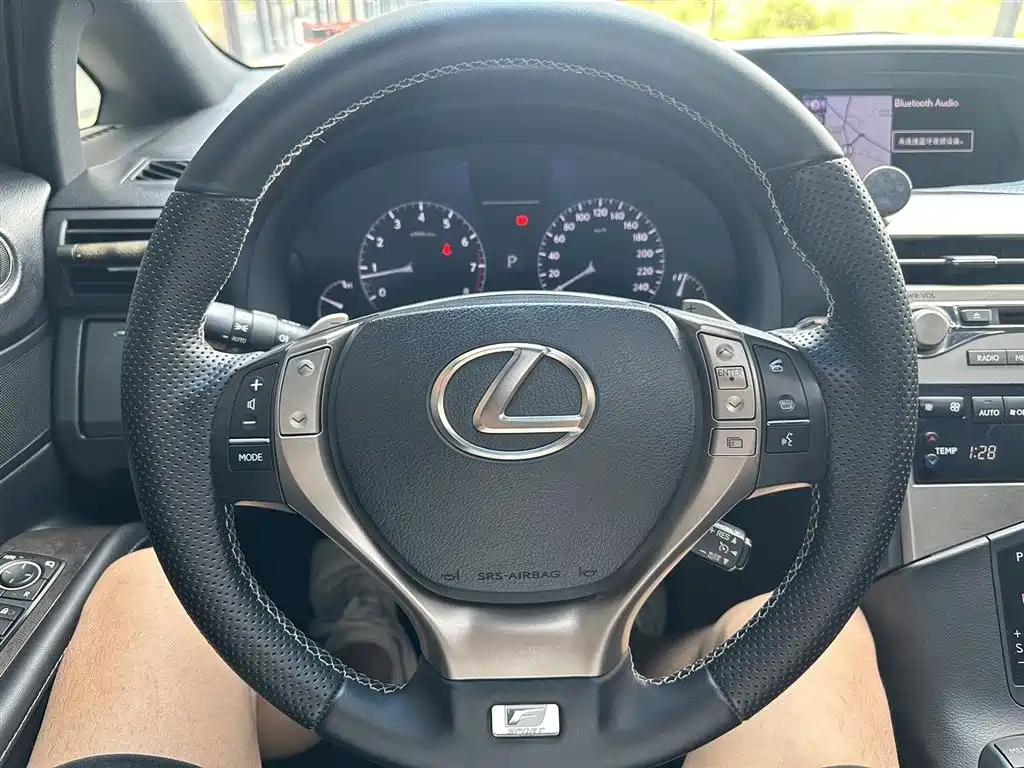 Lexus RX — фотографии объявления, Фото 10