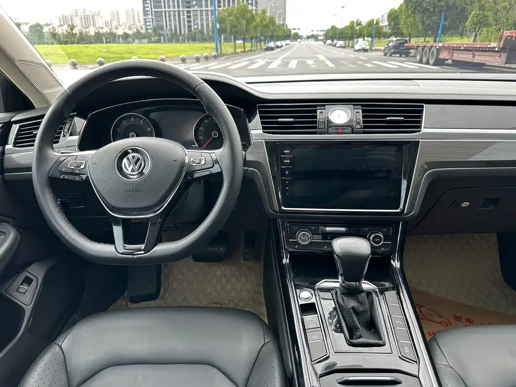 Volkswagen Phideon — фотографии объявления, Фото 16