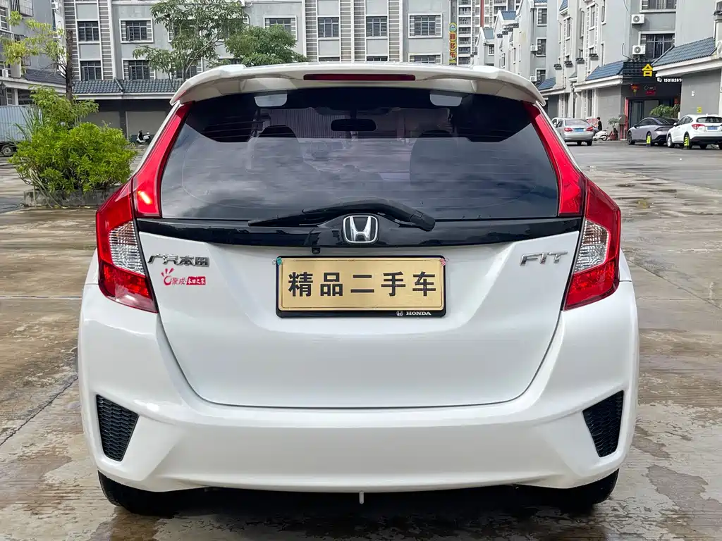 Honda Fit — миниатюра 6