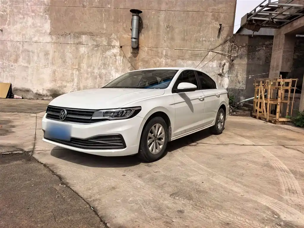 Volkswagen Bora 2021