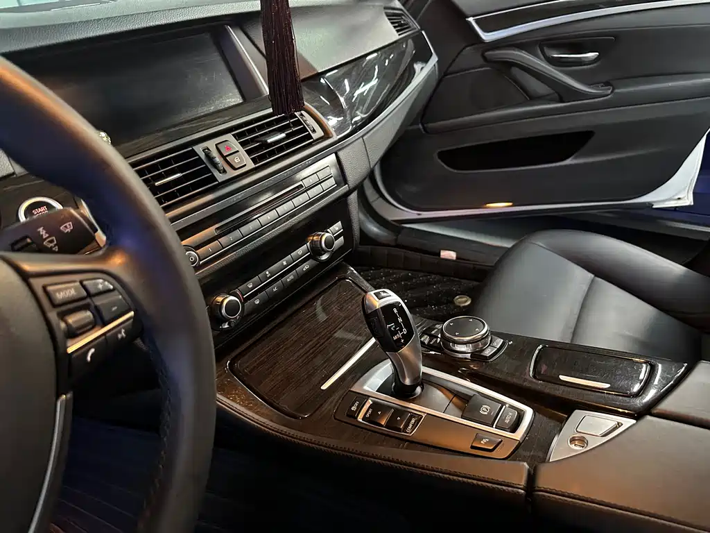 BMW 5 Series 5 2014 525Li Luxury