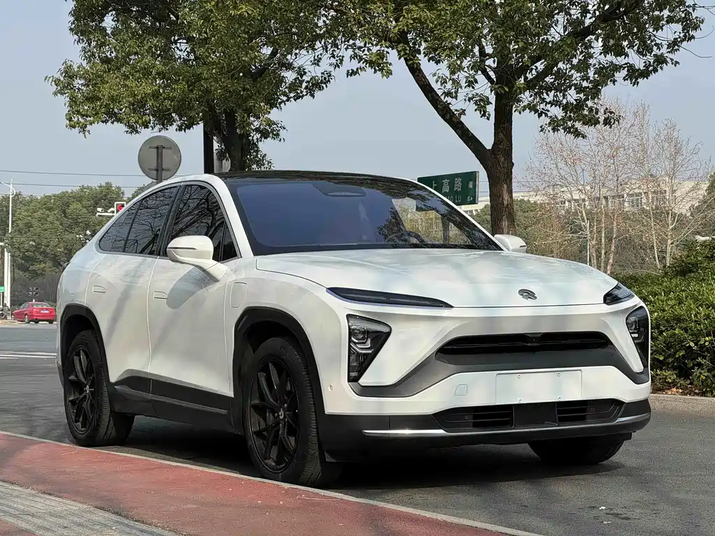 NIO NIO EC6