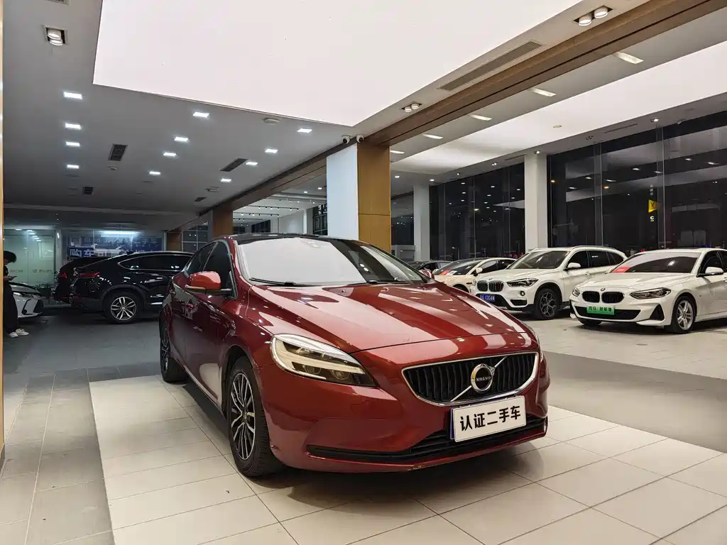 Volvo V40 2018 T3