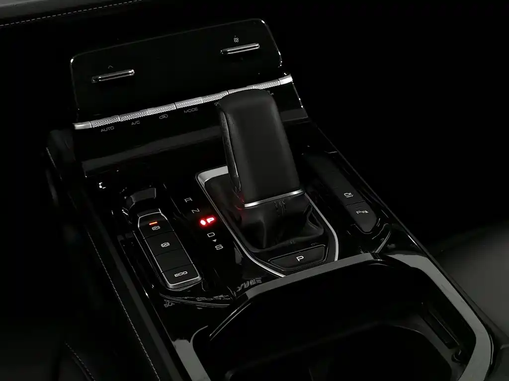 Wuling Victory — миниатюра 13