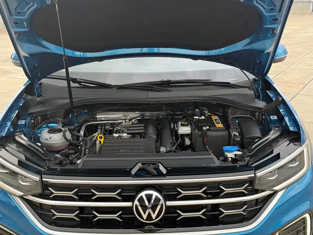 Volkswagen GTE PHEV - фото 14