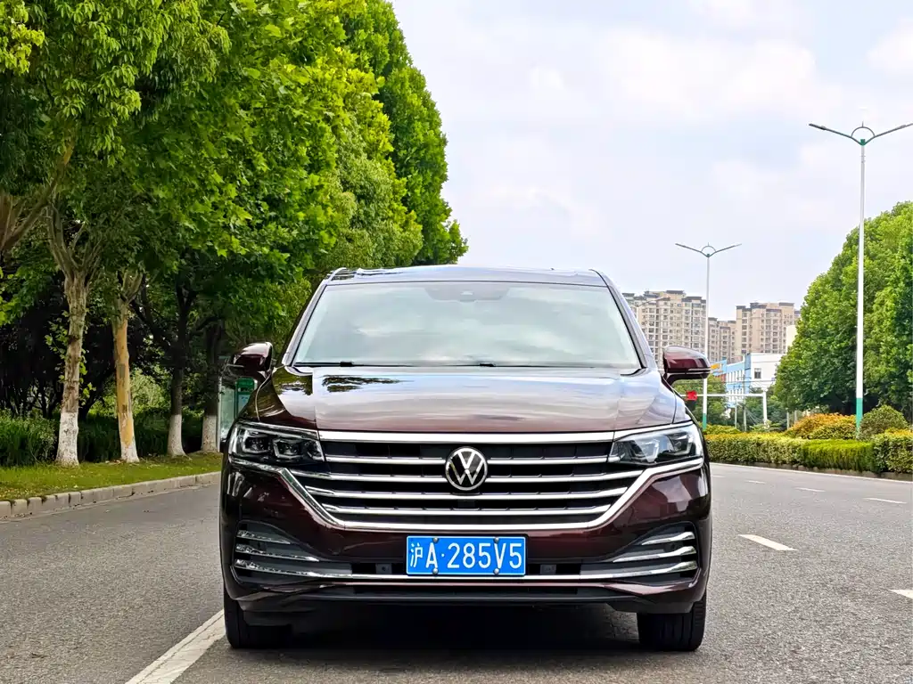 Volkswagen Viloran 2020 380TSI Luxury