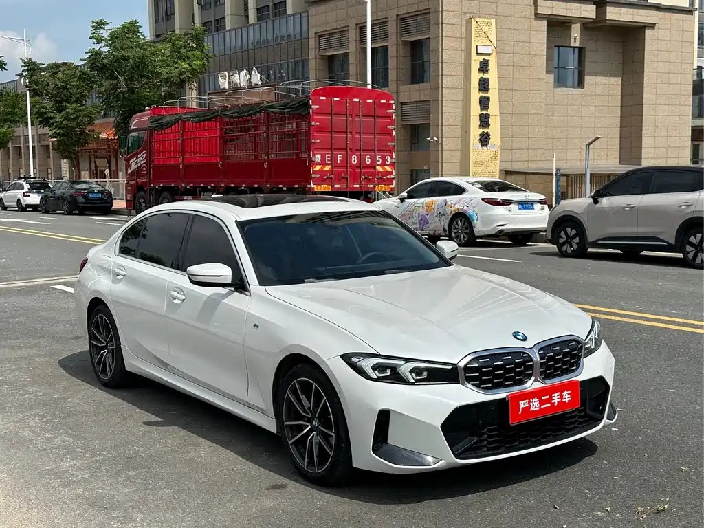 BMW 3 Series 3 2023 325Li M Sport