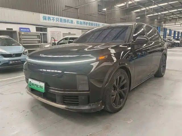 Li Auto L7