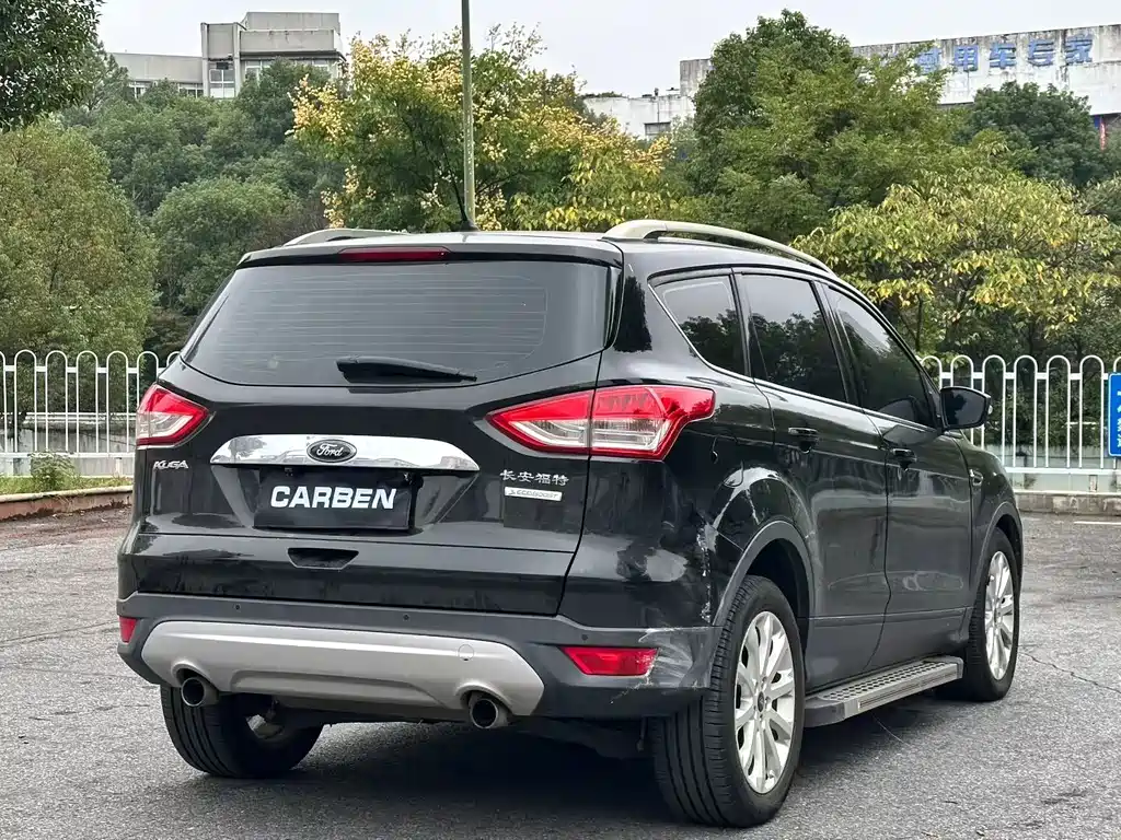 Ford Kuga — миниатюра 7