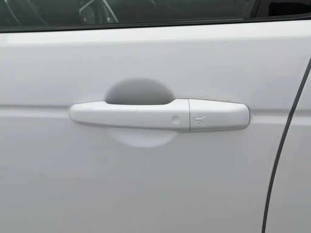 Land Rover Discovery Sport — миниатюра 18